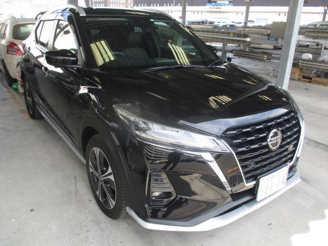 Used NISSAN KICKS