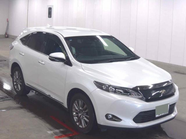 Used TOYOTA HARRIER