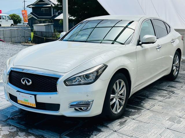 Used NISSAN FUGA