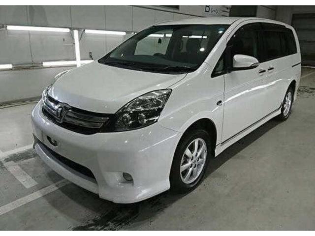 Used TOYOTA ISIS