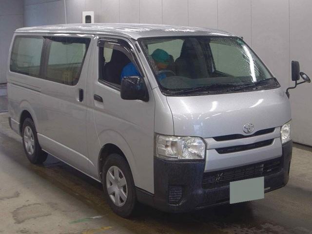 Used Toyota HIACE VAN