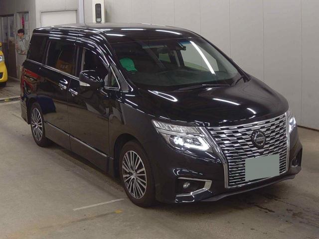 Used NISSAN ELGRAND
