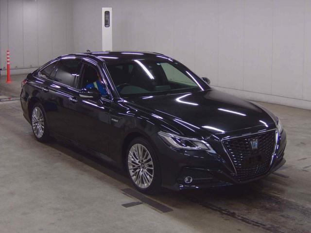 Used TOYOTA CROWN HYBRID