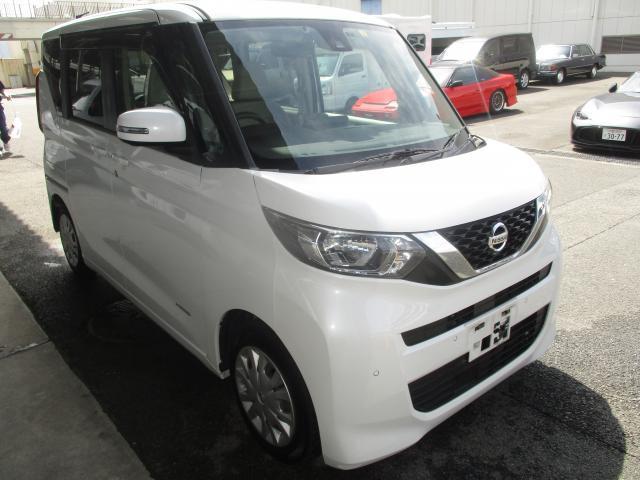 Used NISSAN ROOX