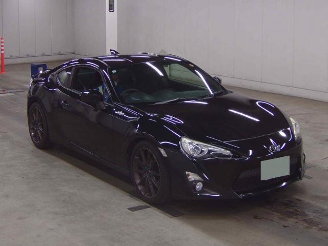 Used TOYOTA 86