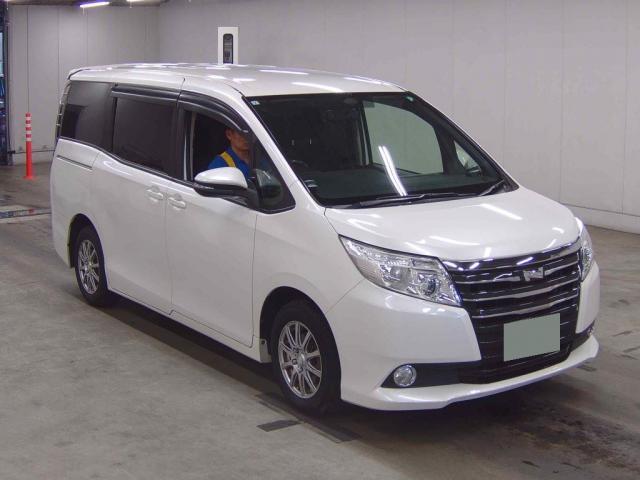 Used Toyota NOAH