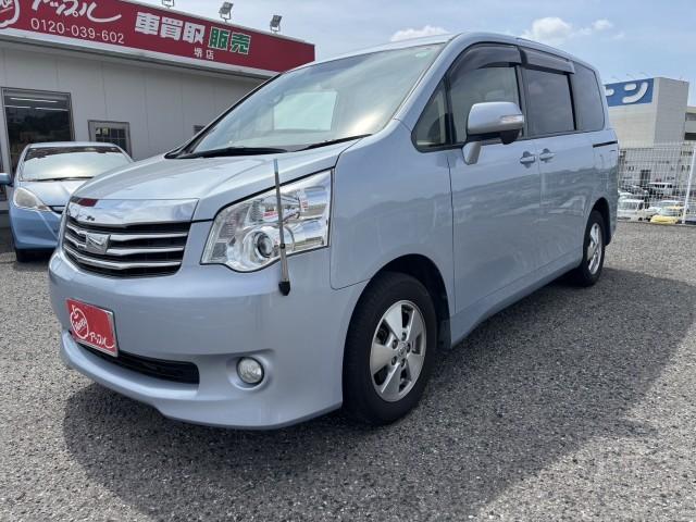 Used TOYOTA NOAH
