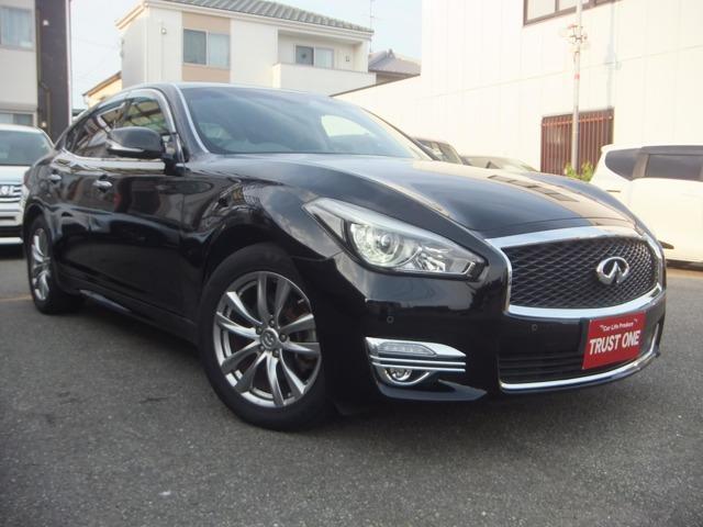 Used NISSAN FUGA