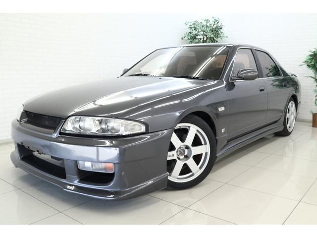 Used NISSAN SKYLINE