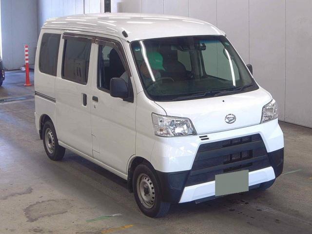 Used DAIHATSU HIJET CARGO