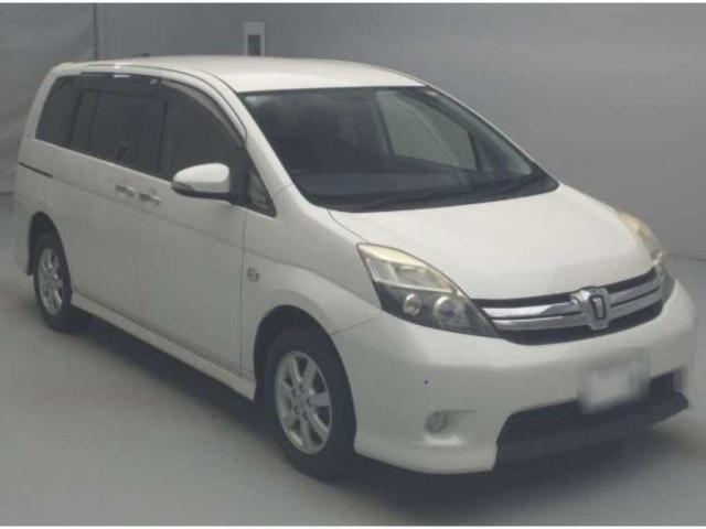 Used TOYOTA ISIS