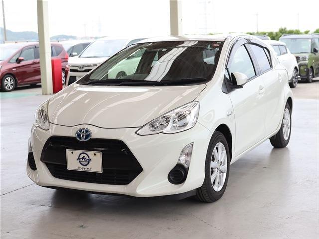 Used TOYOTA AQUA