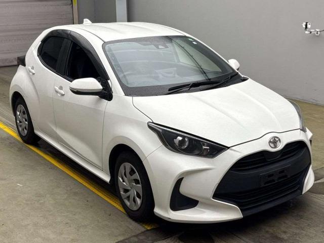 Used TOYOTA YARIS