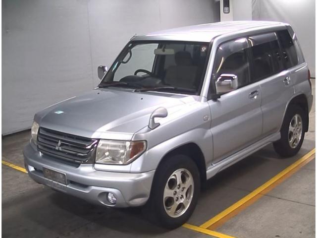Mitsubishi Pajero IO
