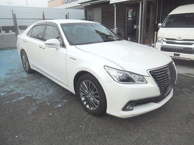 Toyota Crown Hybrid