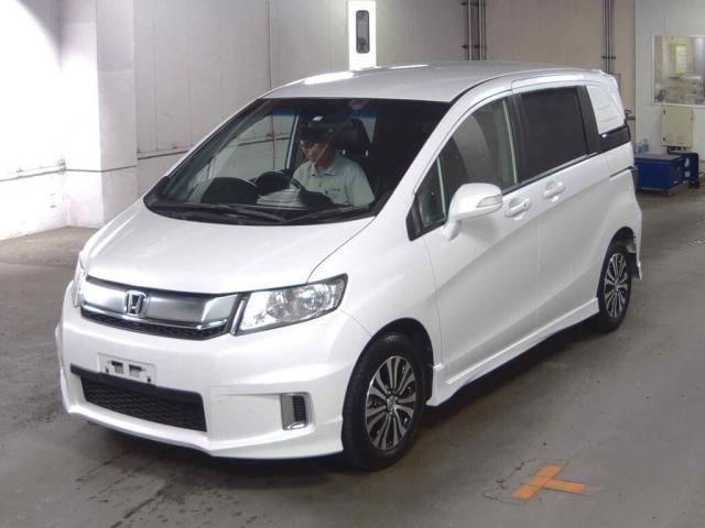 Used HONDA FREED SPIKE