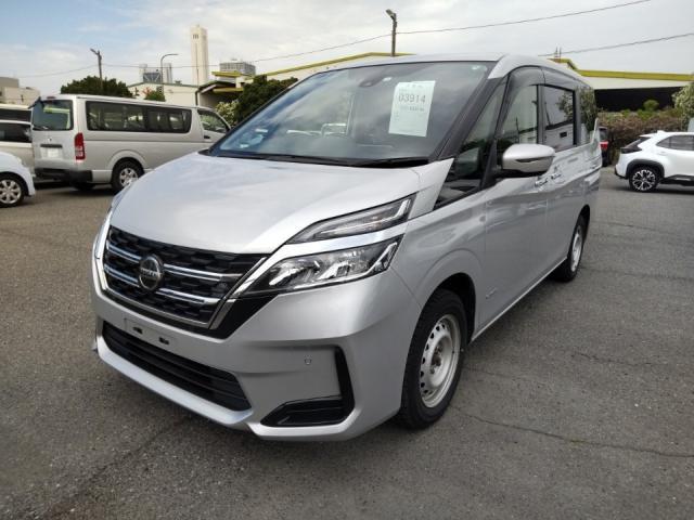 Used NISSAN SERENA