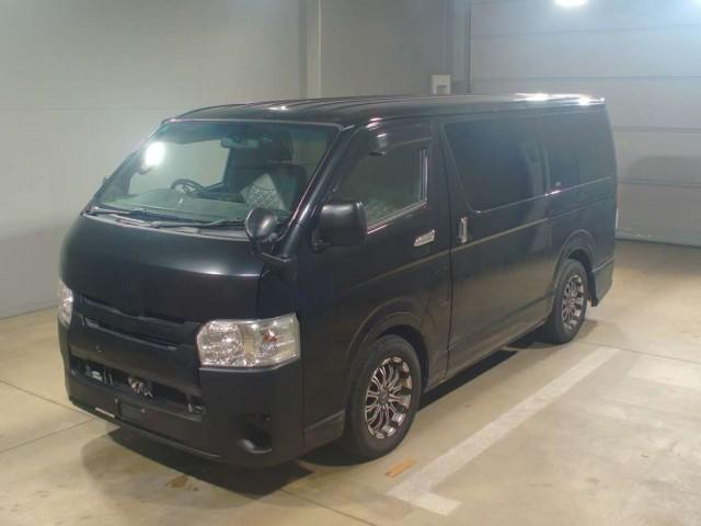 Used Toyota HIACE VAN