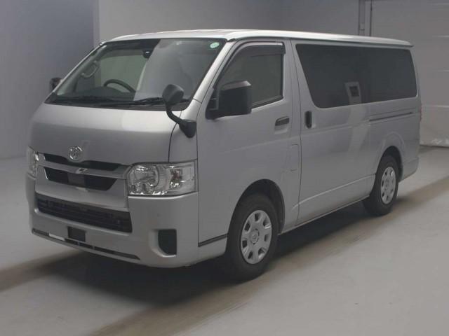 Used TOYOTA HIACE VAN