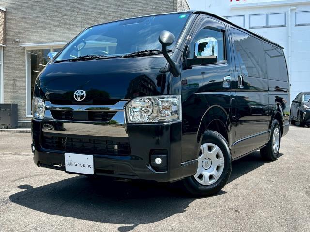Used TOYOTA HIACE VAN