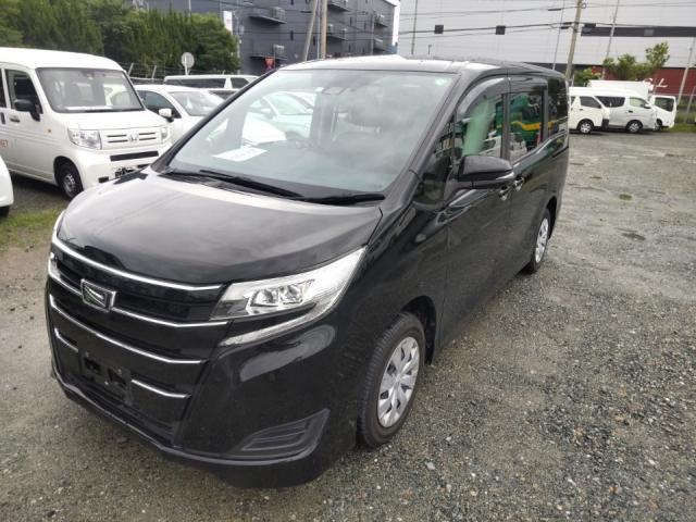 Used TOYOTA NOAH