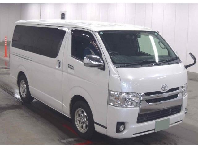 Used TOYOTA HIACE VAN