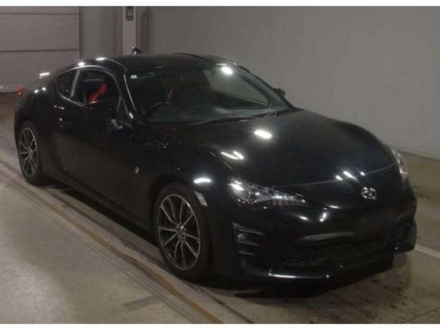 Used TOYOTA 86