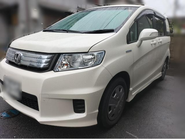 Honda Freed Spike Hybrid