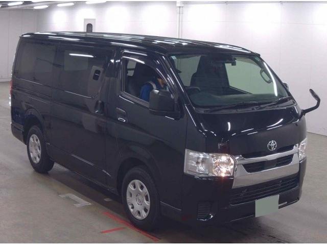 Used TOYOTA HIACE VAN