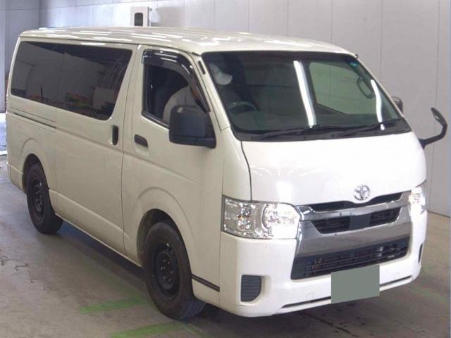 Used TOYOTA HIACE VAN