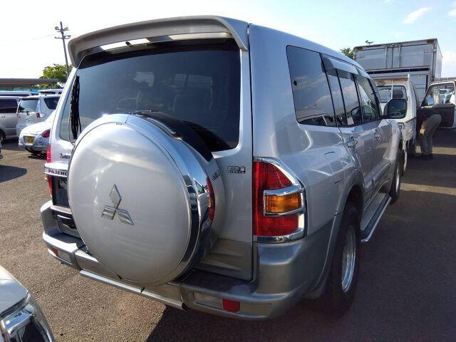 2000 Mitsubishi Pajero JDM car for sale — photo 5 of 8