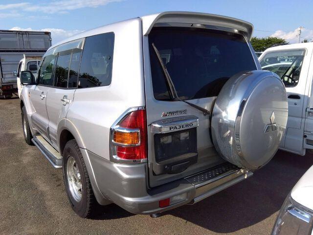 2000 Mitsubishi Pajero JDM car for sale — photo 2 of 8