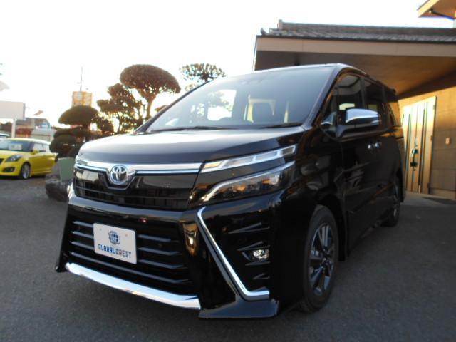 74683 Japan Used Toyota Voxy 2021 Minivan Royal Trading