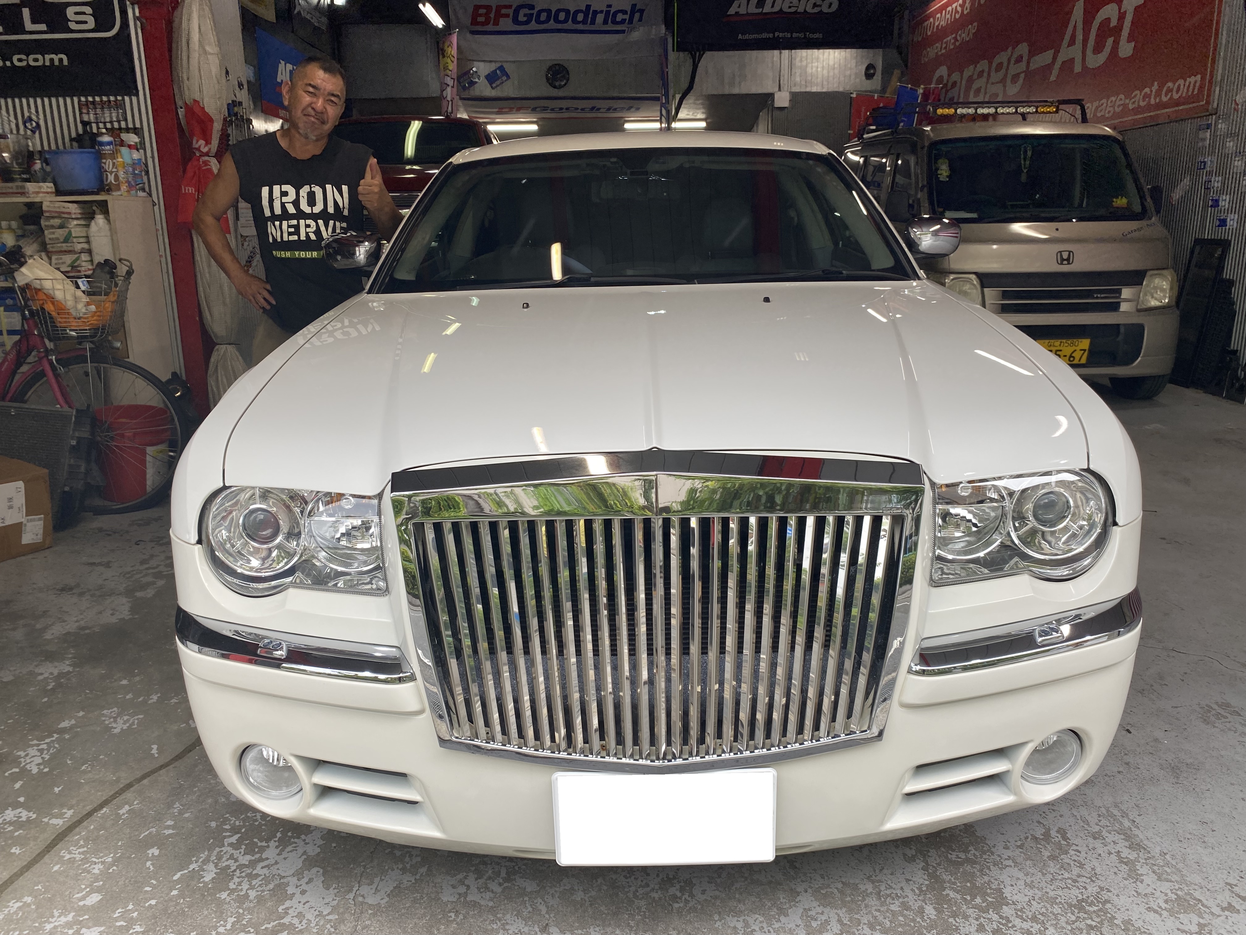 300C