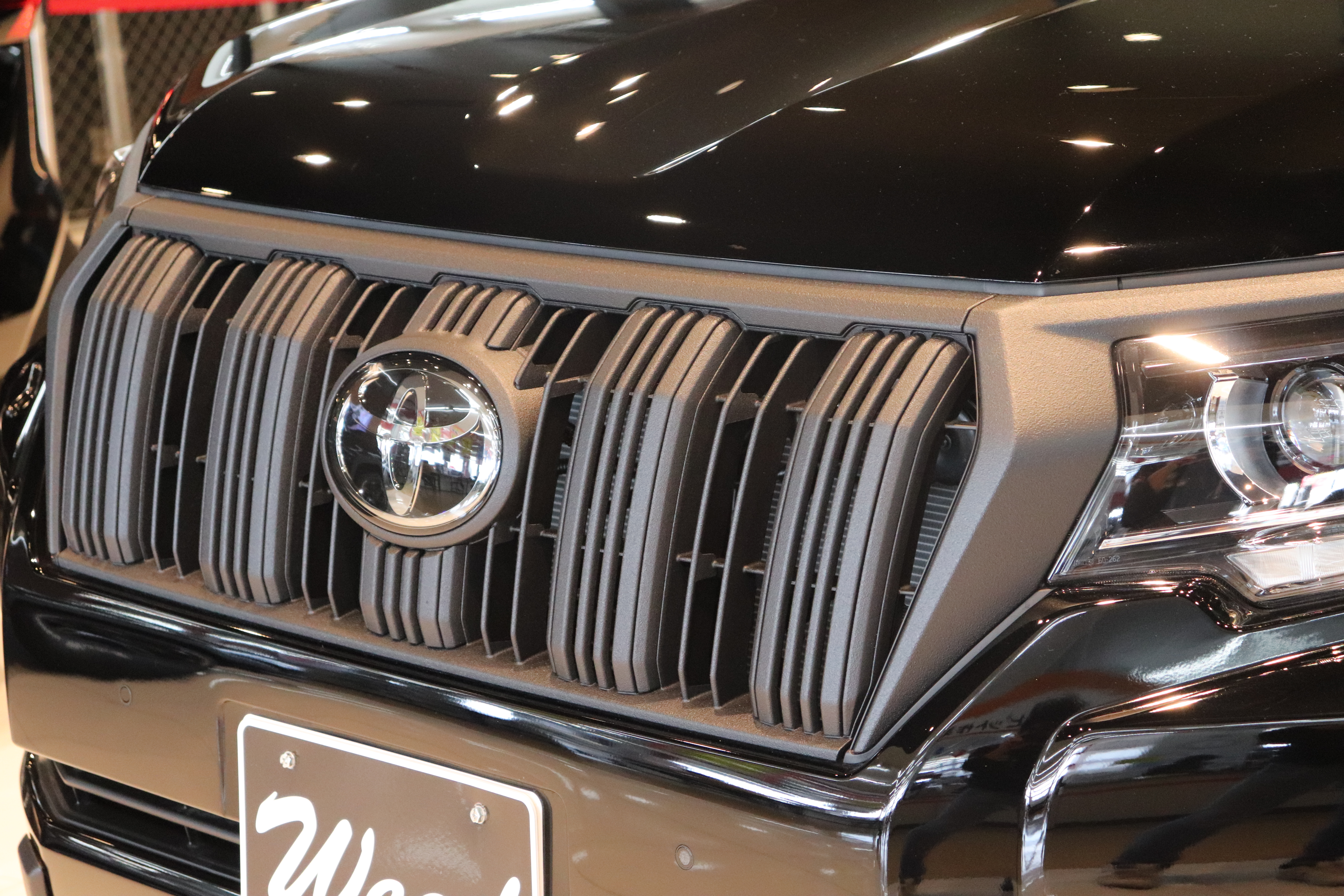 MKW ブラックカスタム　プラド　ハイラックスサーフ　ハイエ―ス　送料込！ MKW ブラックカスタム プラド ハイラックスサーフ ハイエ―ス