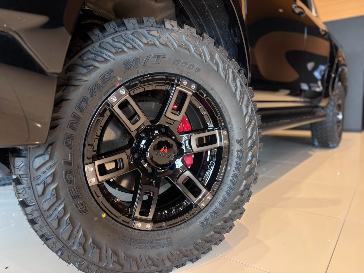 ハイラックスサーフの専門店でカスタムを行うなら | CarShopWeed[カー