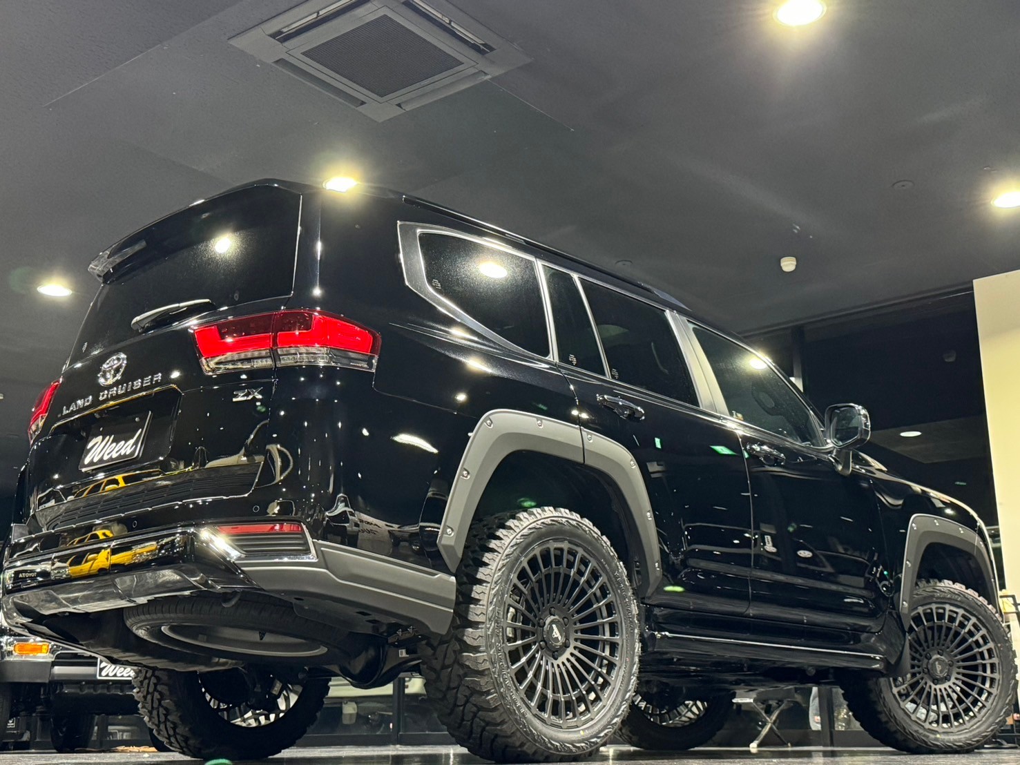ハイラックスサーフの専門店でカスタムを行うなら | CarShopWeed[カー