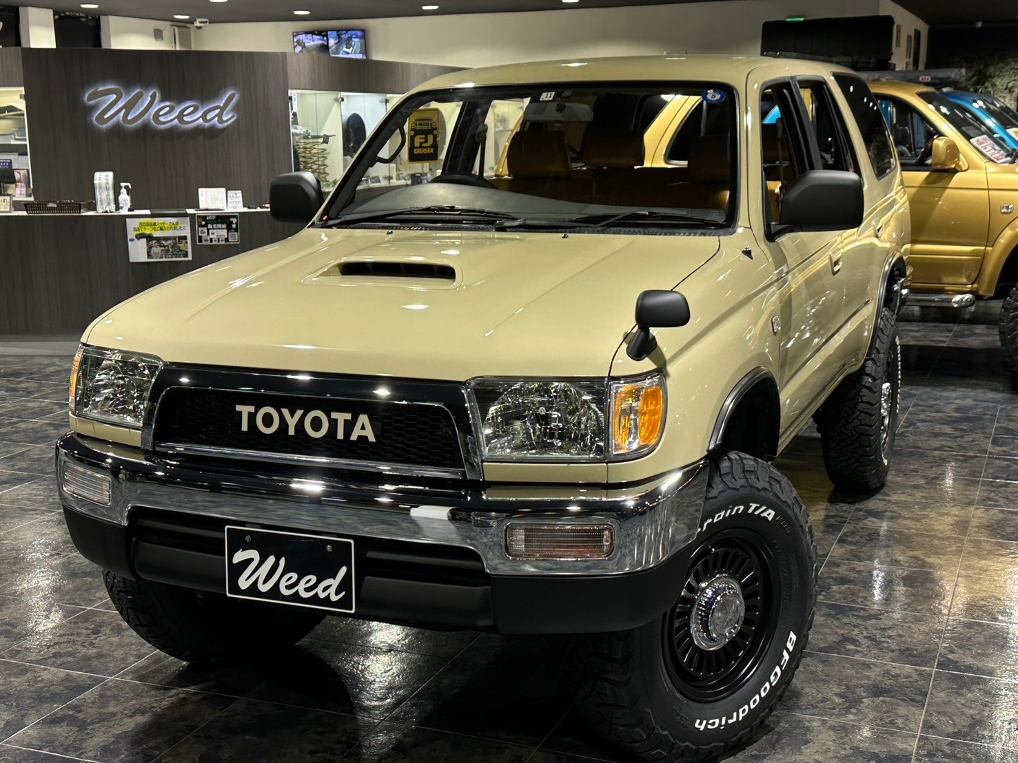 ハイラックスサーフの専門店でカスタムを行うなら | CarShopWeed[カー